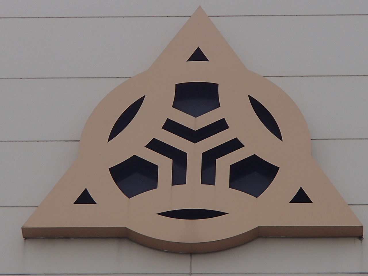 糸魚川小学校校章